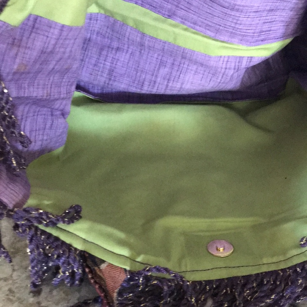Patchwork Beaded Fringe Tote Bag - Multicolor. - Picture 4 of 11